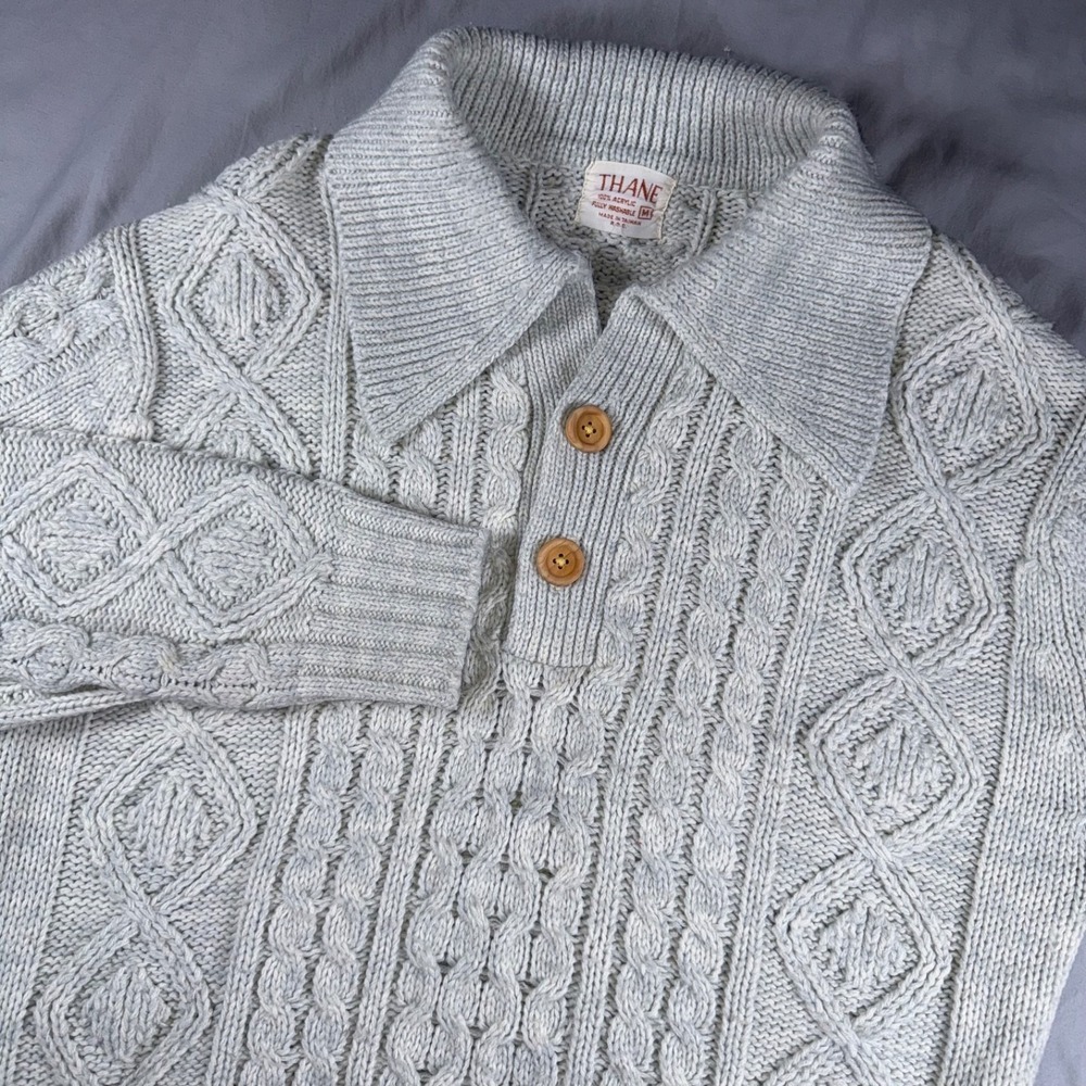 Vintage Thane Heavy Cable Knit Fisherman Sweater Men's Size Medium Wood Buttons